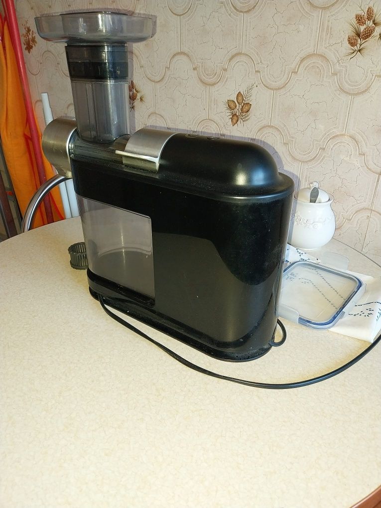 Wyciskarka wolnoobrotowa PHILIPS 1946