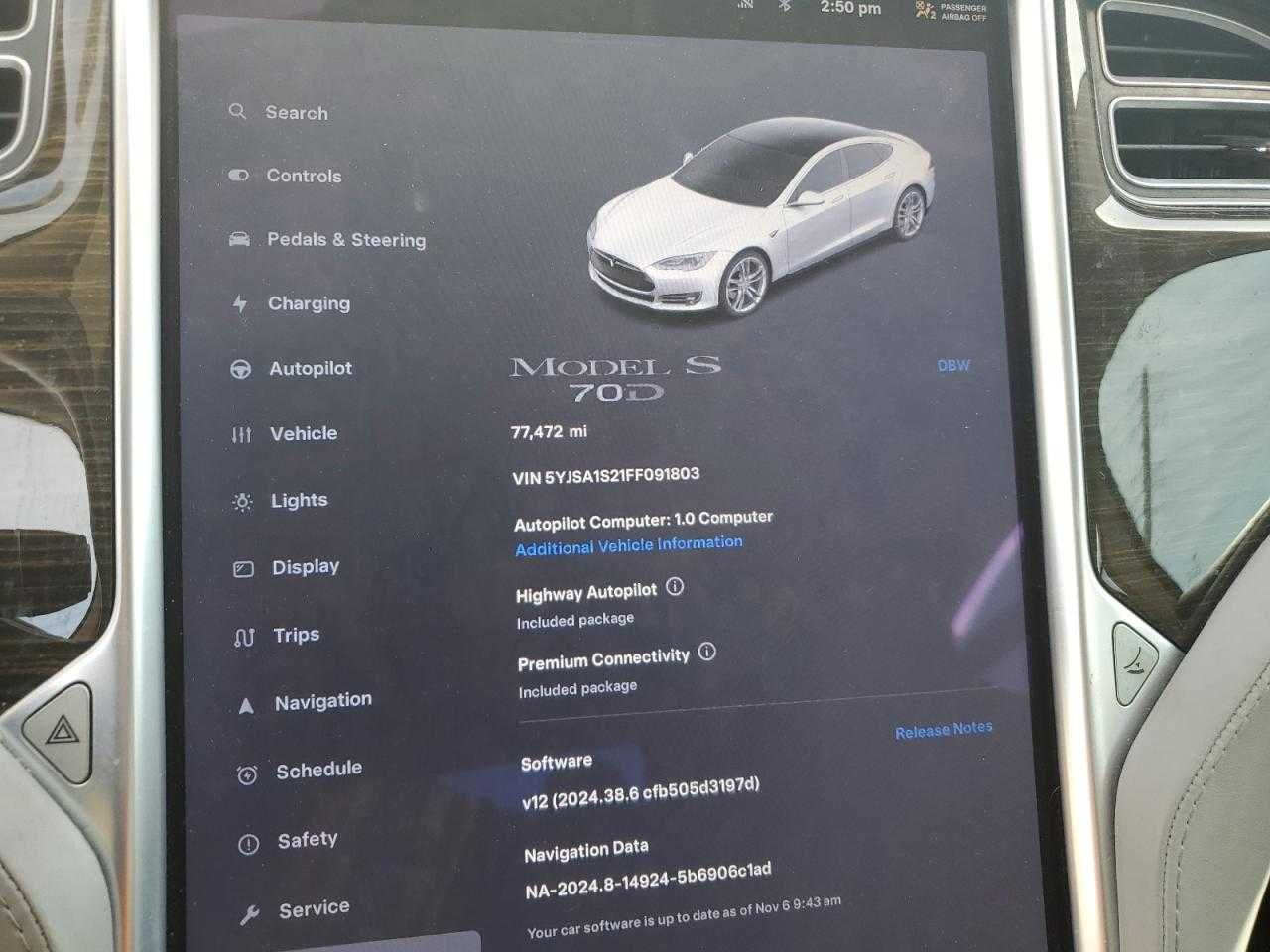 Tesla Model S 2015