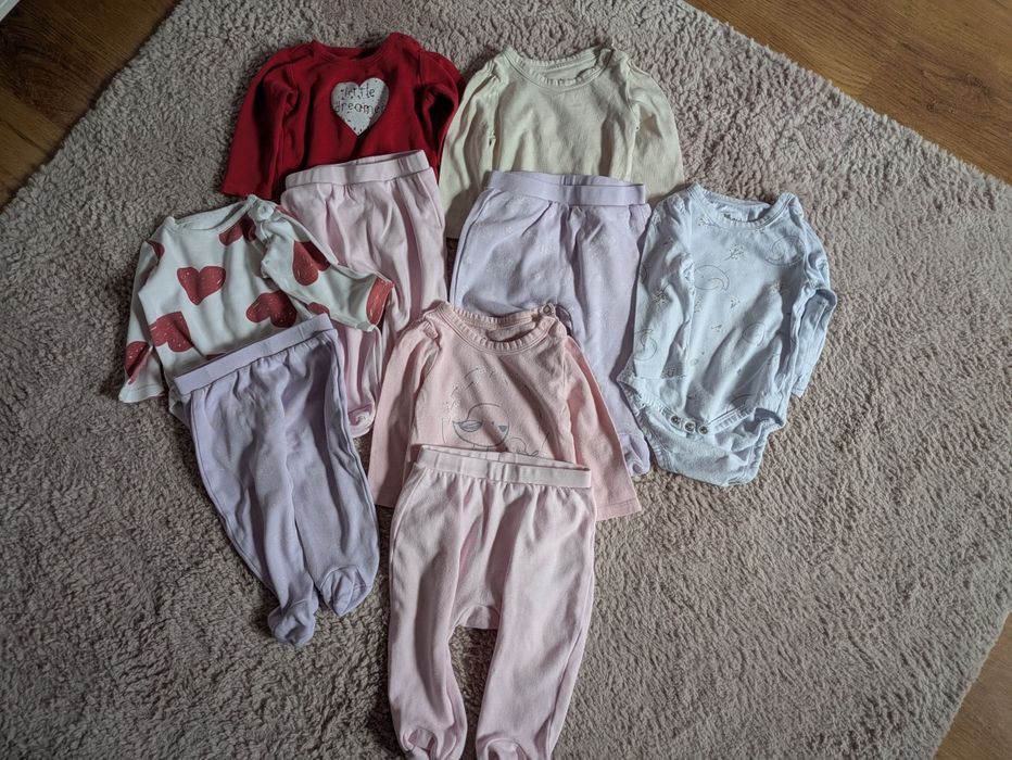 Mega paka ubrań dla dziewczynki rozm od 56 cm do 68 cm