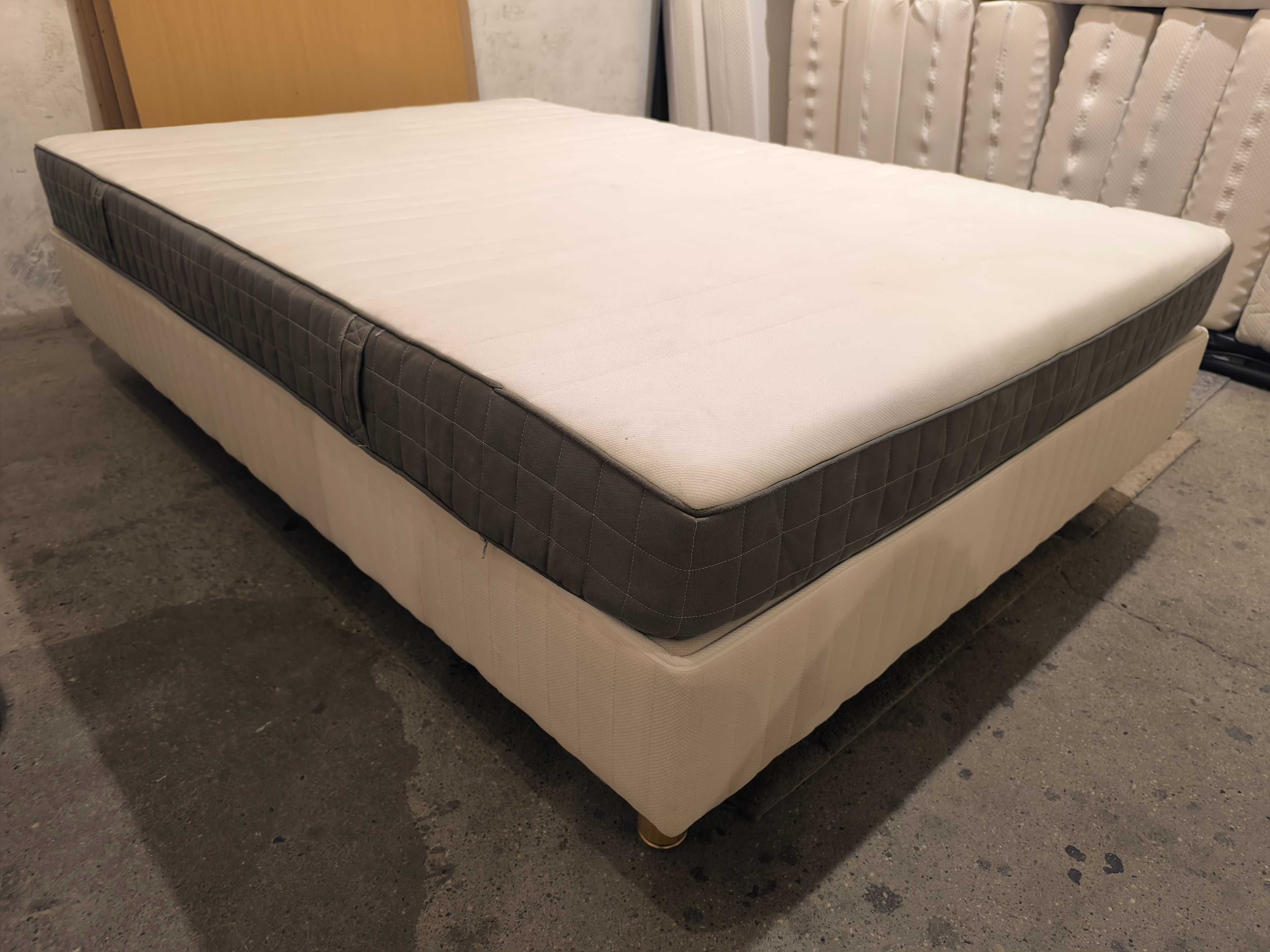 Łóżko 140x200 kontynentalne JAK NOWE + Materac Ikea Morgedal Zadbany