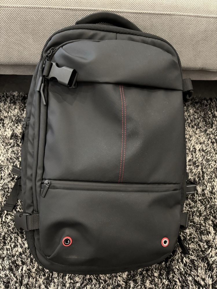 Mochila Expansível com Compressão a Vácuo Ideal para Viagens