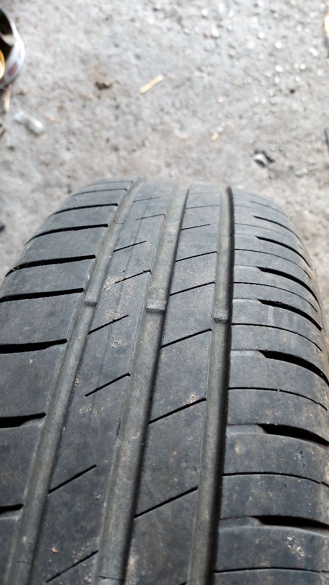 Sprzedam opony letnie razem z felgami 185/65 r15 4x100