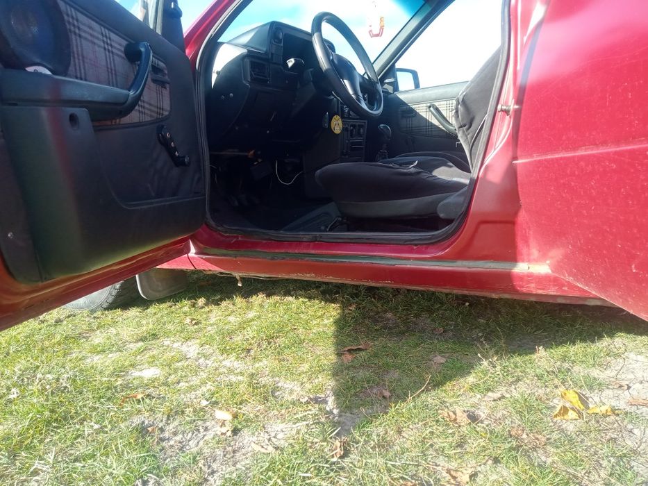 Продам Опель 1991р. 1.6бензин.