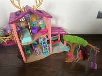Duży Domek Jelonków Enchantimals
