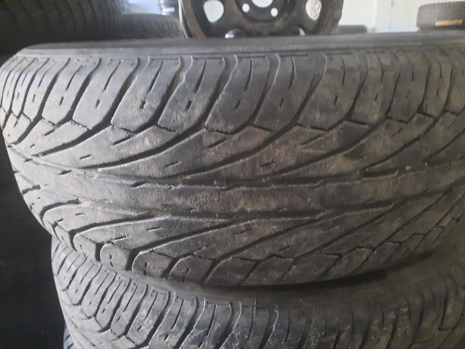 Шини 195/65/r15 комплект 2шт dunlop