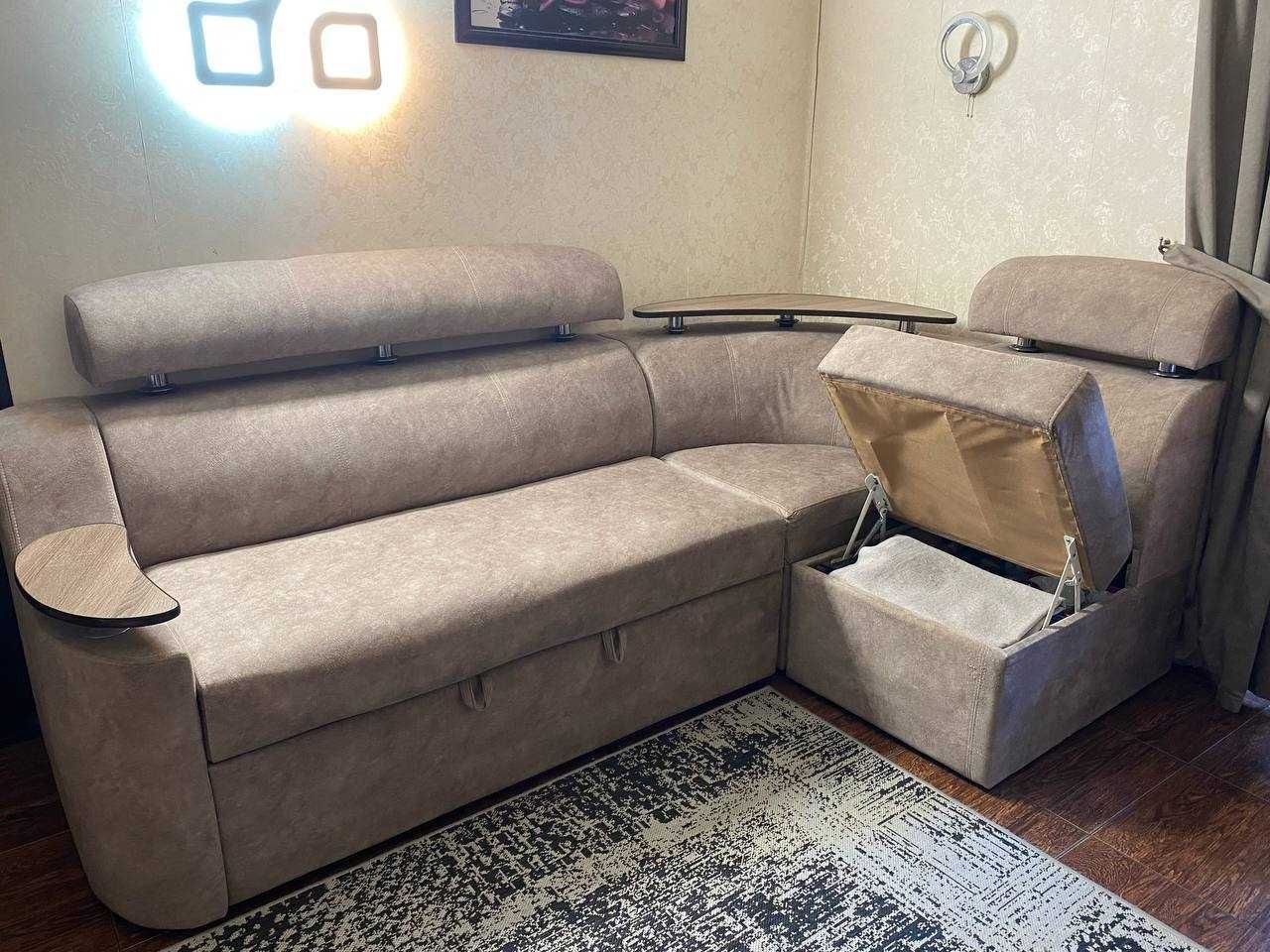 Продам кутовий диван Nevadа