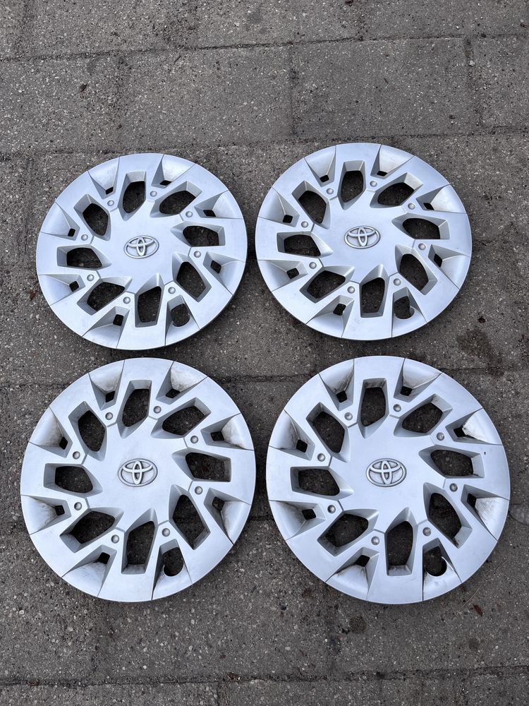 Oryginalne kolpaki do toyota Aygo 15 cali