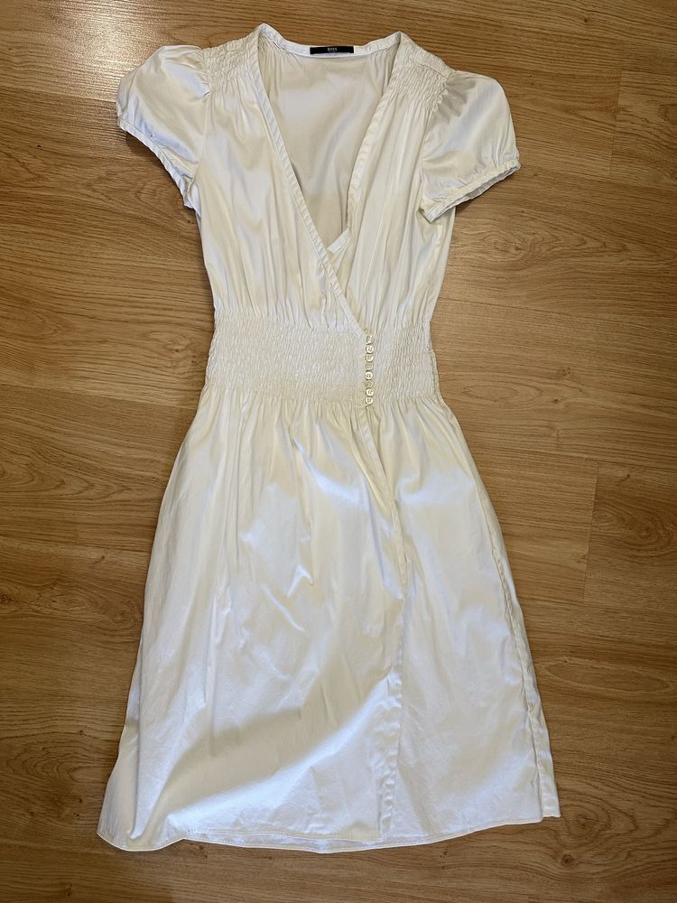 Біло-молочна сукня HUGO BOSS, S/M