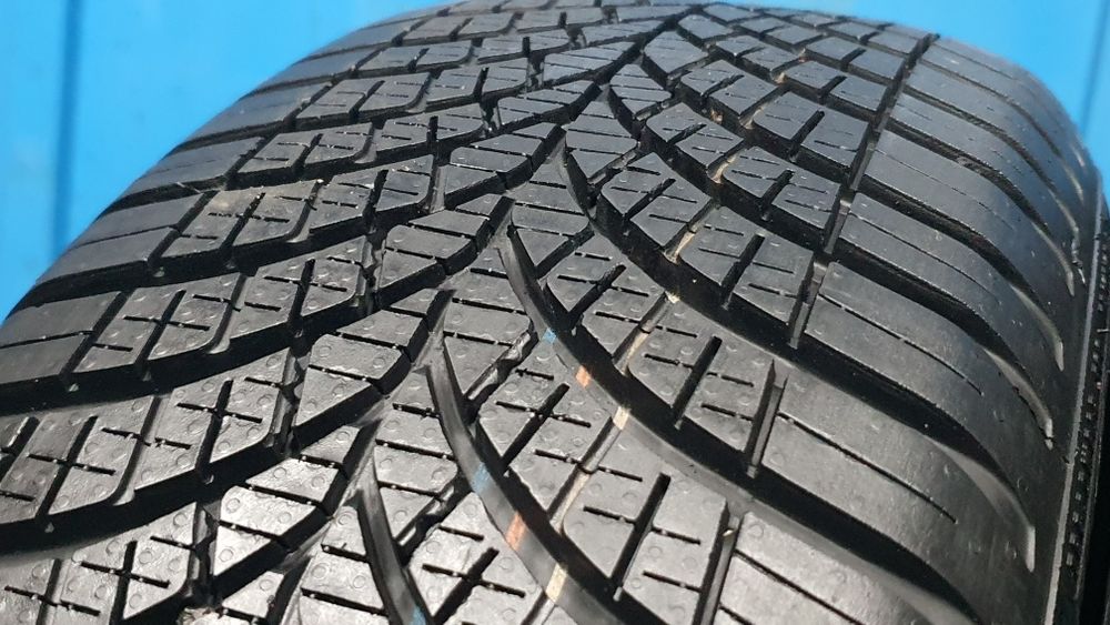 4 x 195/55 R16 Opony całoroczne Goodyear ! Rok 2024