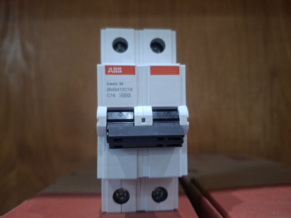 Автоматичний вимикач АBB BMS412C16(2CDS642041RO164)