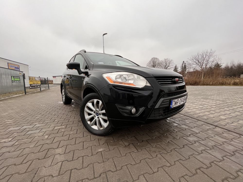 Ford Kuga MK 1 kolor czarny panoramiczny dach