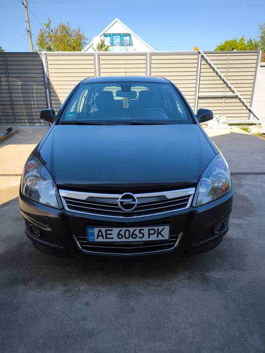 Opel Astra H, рік 2010, двигун 1,8 бензин