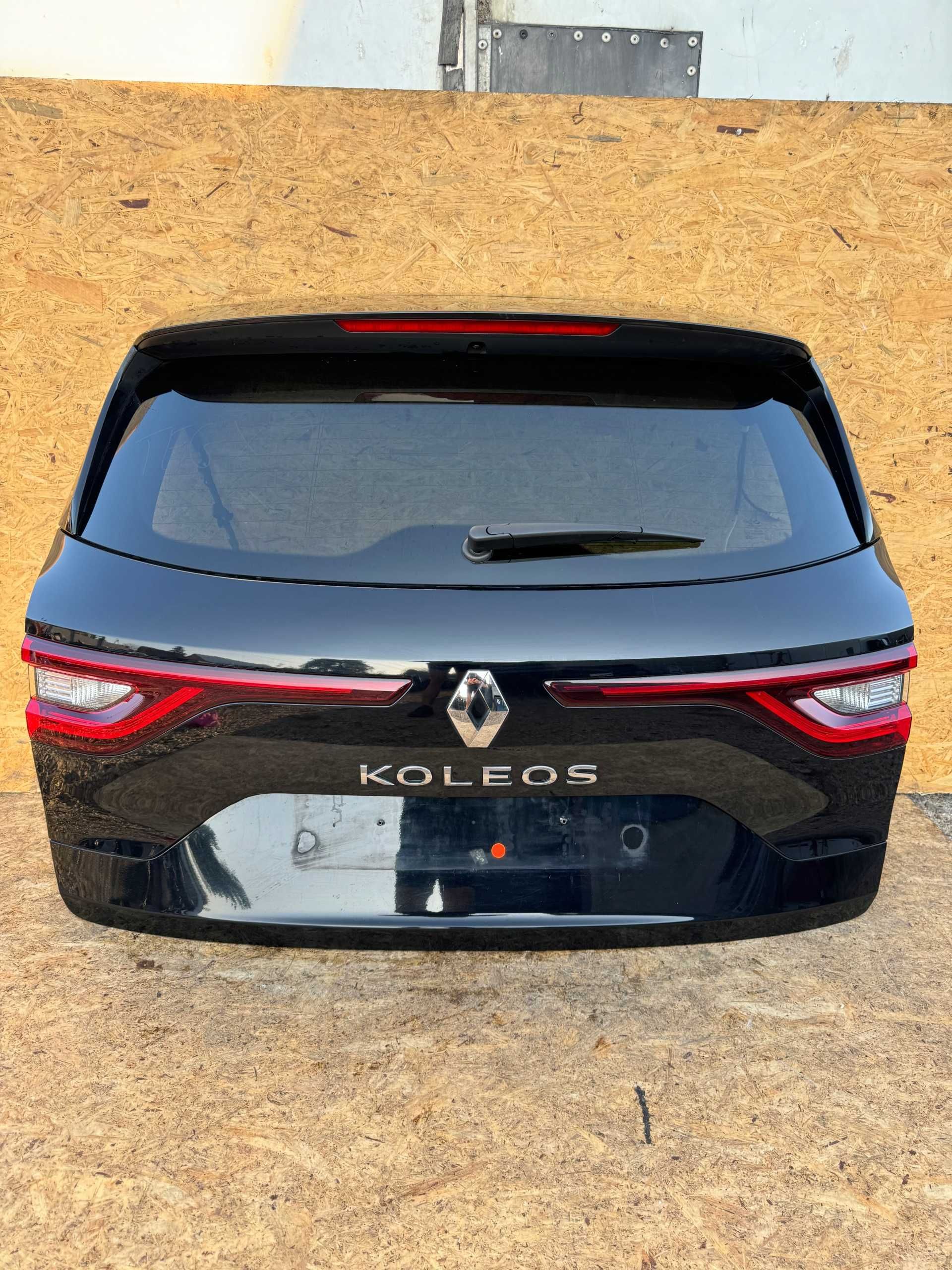 renault koleos крышка багажника