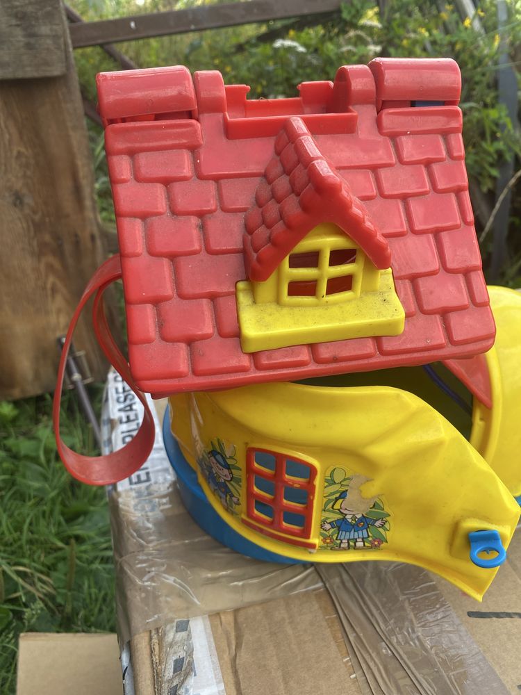 Domek bicik but na małe laleczki MATCHBOX