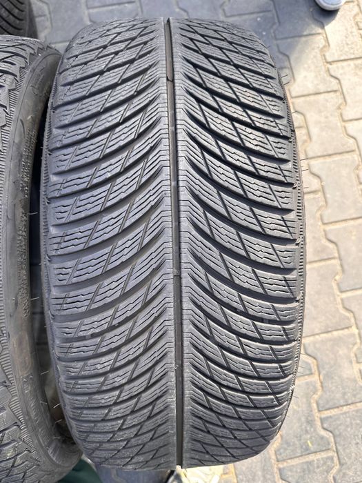 245/35/21 michelin