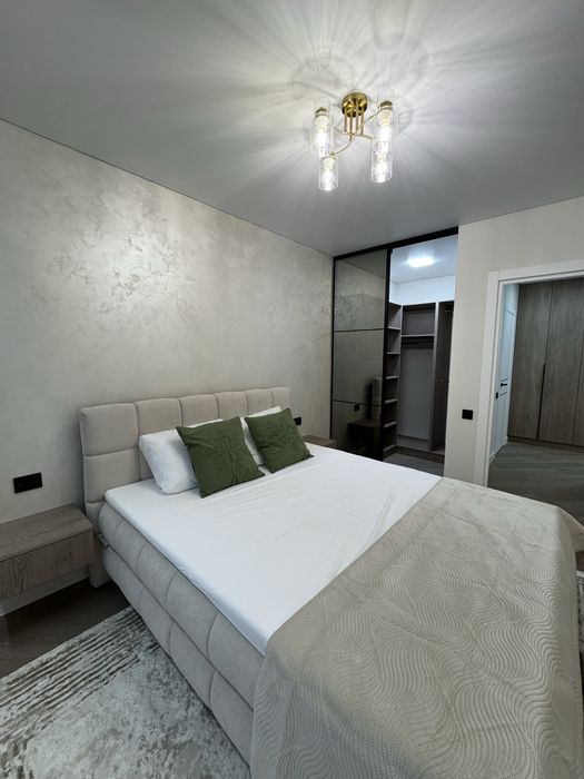 Продам шикарну 2 кім квартиру+відпочинкова у престижному ЖК, центр