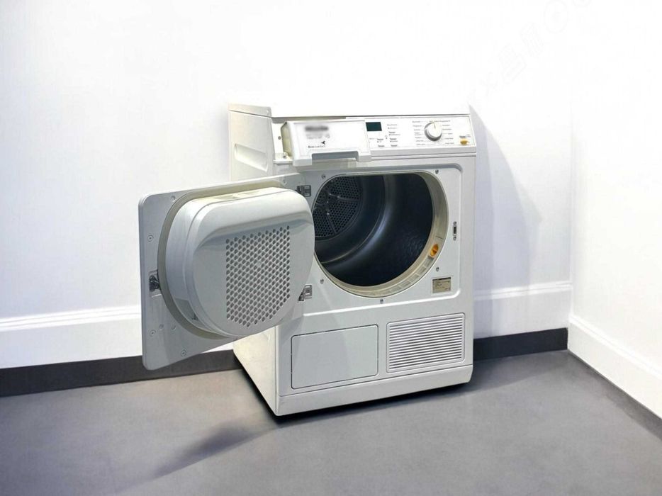 Сушильна машина Miele / Милле T 8627 C / 6 кг, біла