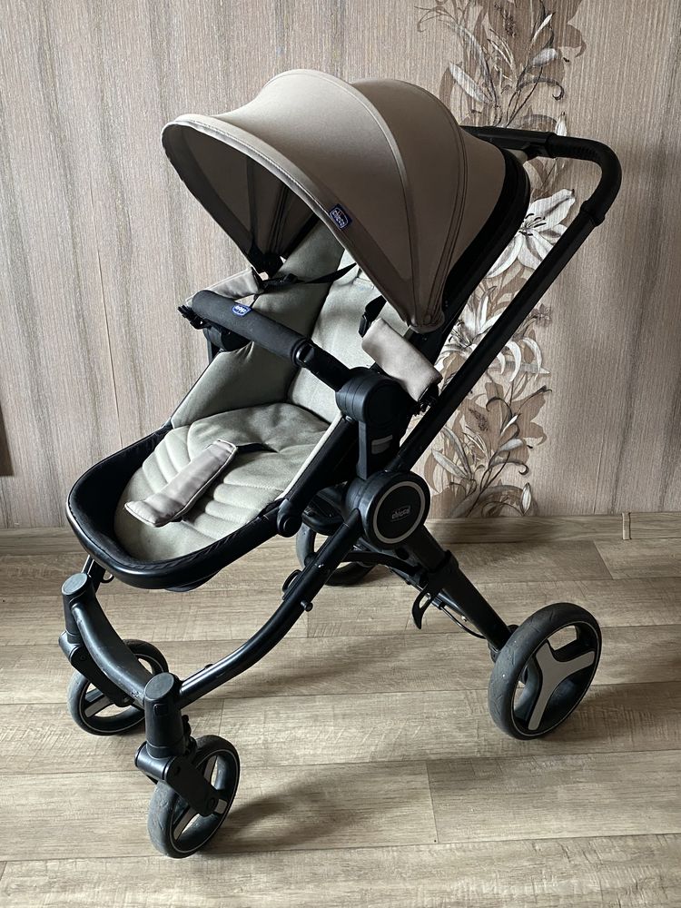 Продам коляску chicco  3 в 1 Trio Best Friend+ Comfort