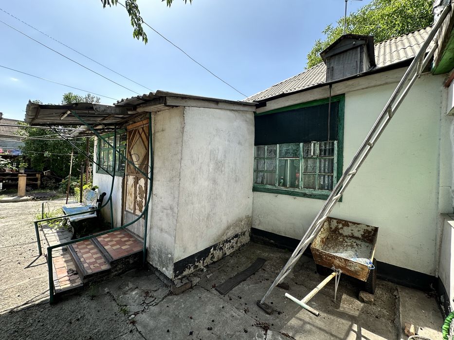 Продам пол дома в р-н.Петровского, пр.Ивана Мазепы