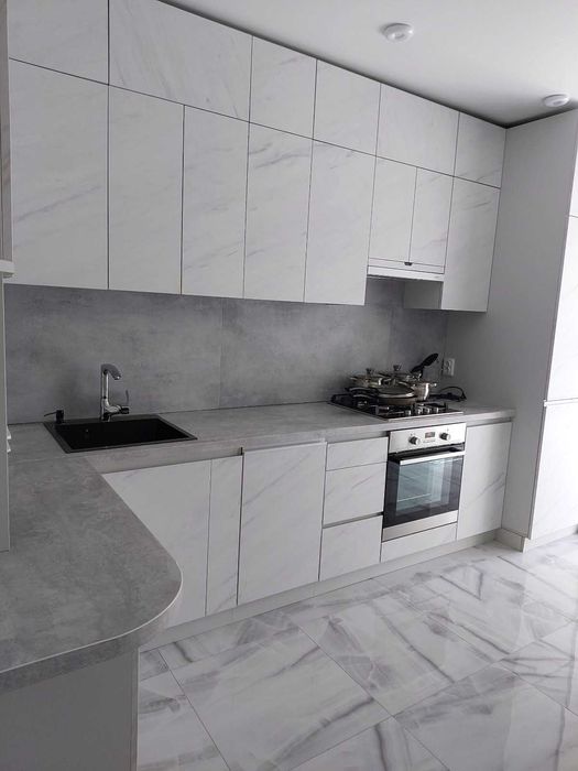 Оренда однокімнатної квартири, вул.Королеви Єлизавети 11