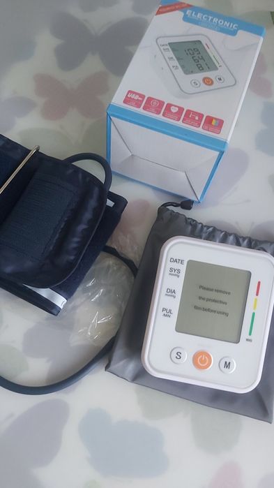 Вимірювач тиску електронний новий