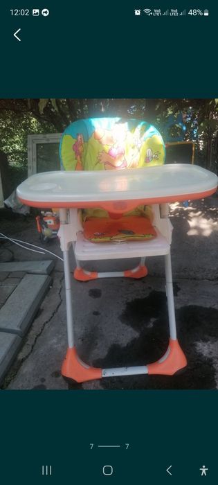 Продаю  дитячий столик для кормлєнія