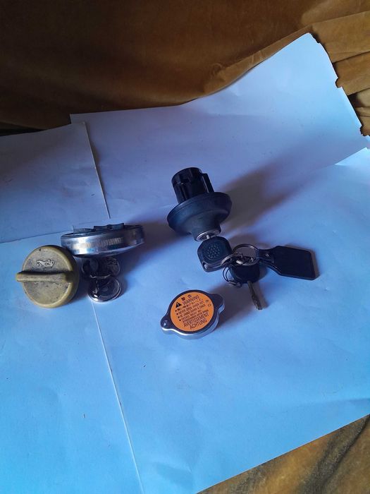 Farolin BMW x 3 , PNEUS ,tampões gasolina