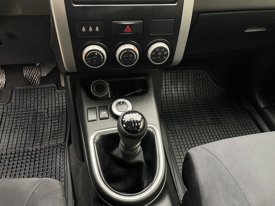 Nisan x-trail повний привід