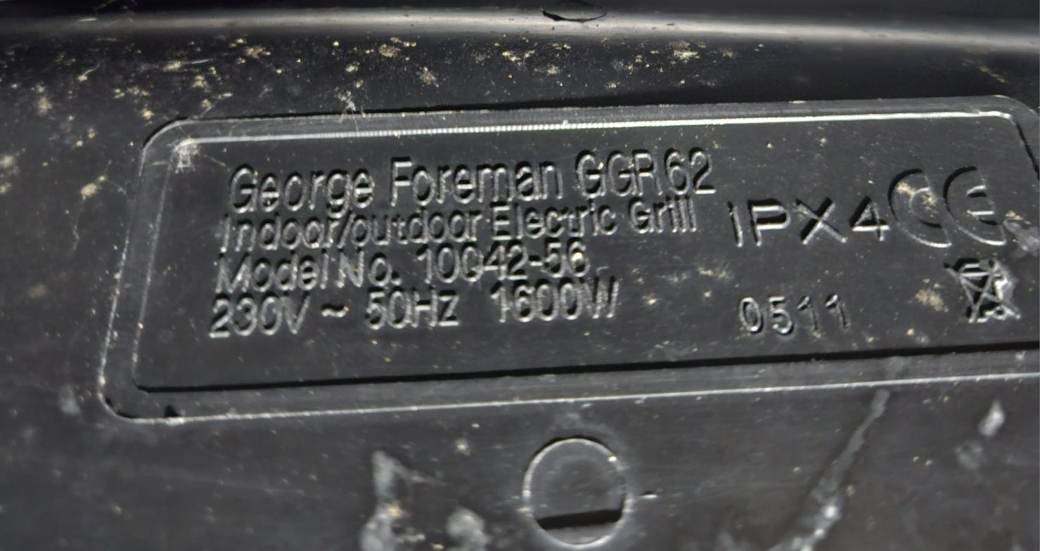 Wielki amerykański grill elektryczny Georg Foreman 1600W ze stolikiem