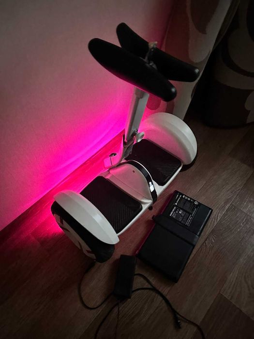 Гіроскутер Segway  Ninebot Mini PRO