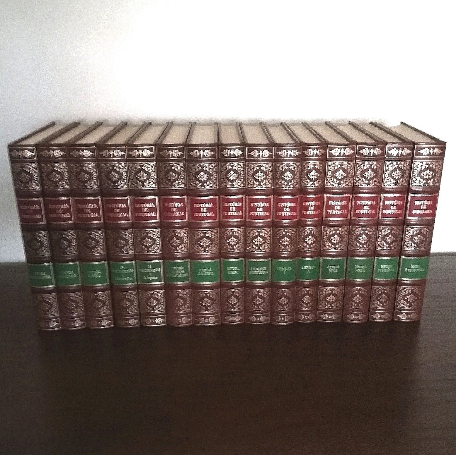 Coleção "História de Portugal", João Medina (15volumes)