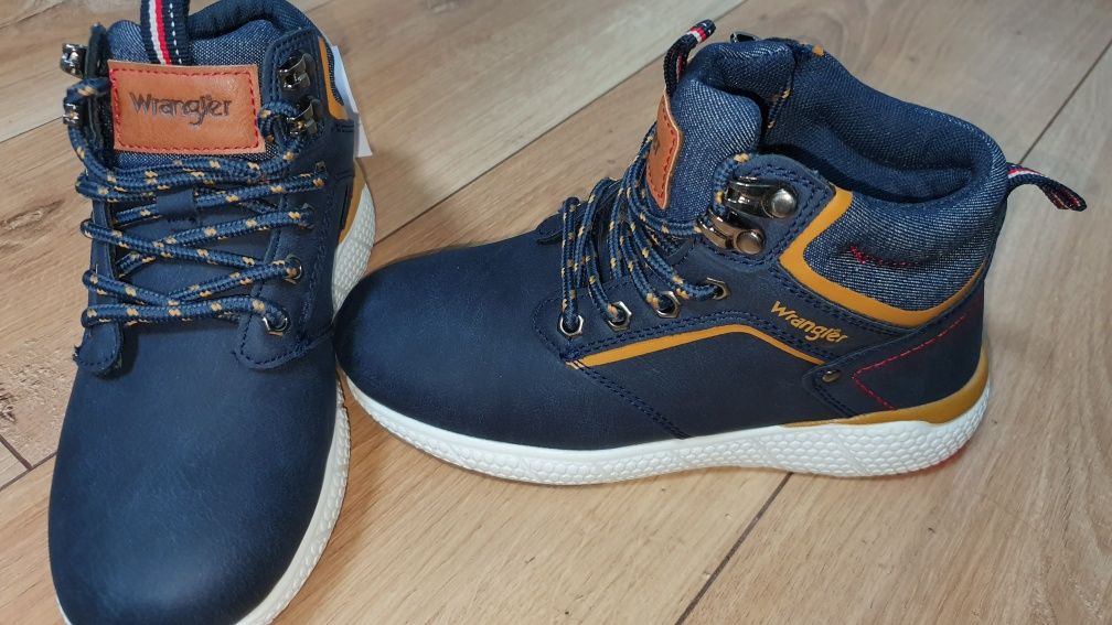 Buty dziecięce zimowe Wrangler 31