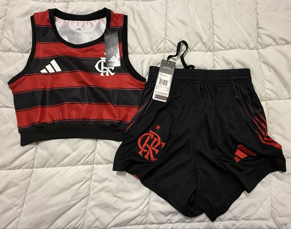 Tops desportivos
