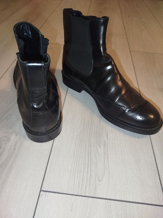 Чоловіче шкіряне взуття фірми TOD'S made in Italy