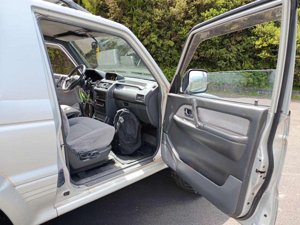 Mitsubishi Pajero v20