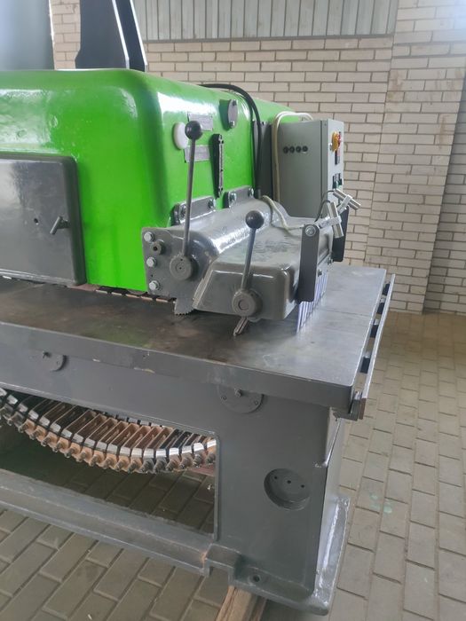 Станок багатопильний