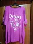 Várias blusas de senhora