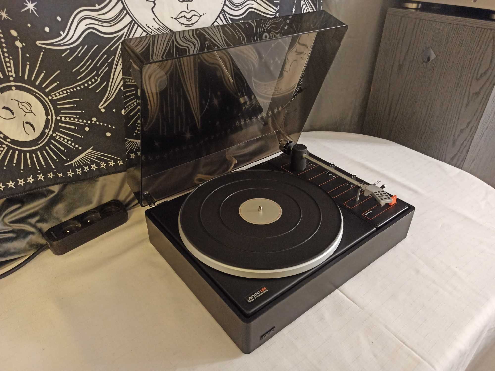 Gramofon LENCO L65