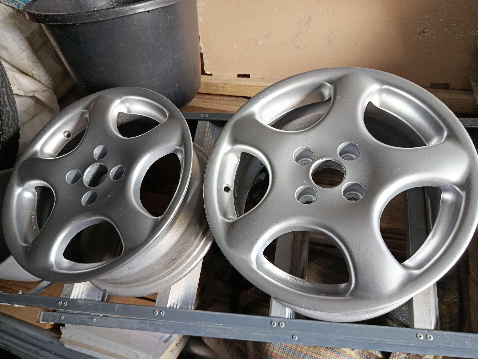 Sprzedam felgi 7j15 4x100