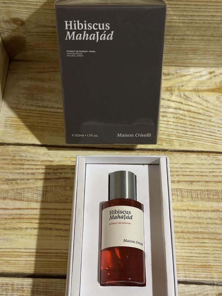 Hibiscus Mahajad Maison Crivelli Гібіскус Махаджад