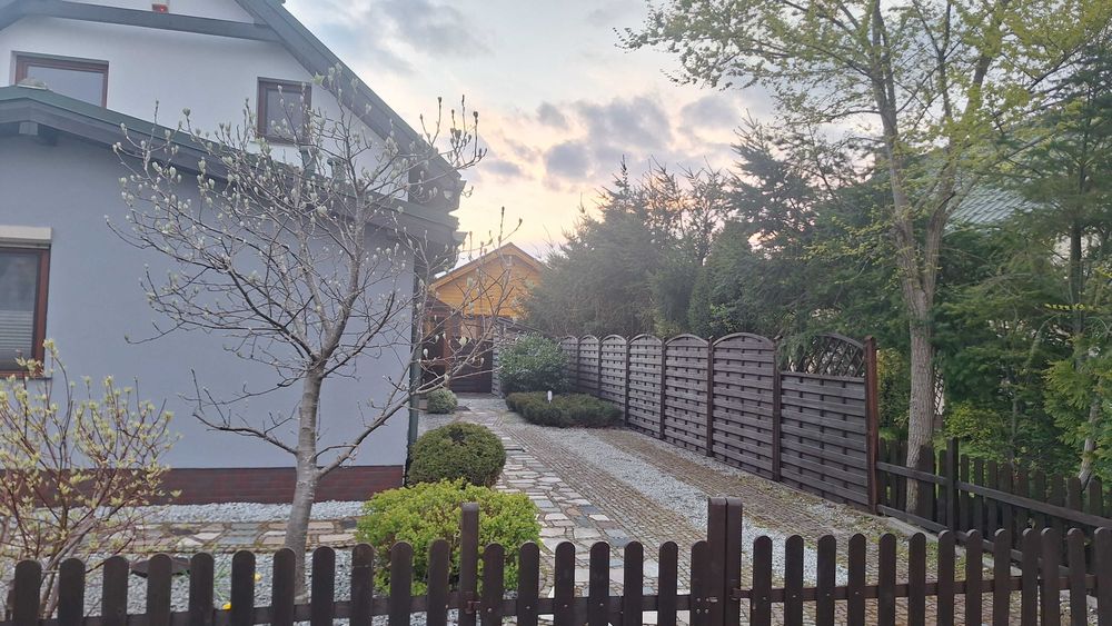 ** Dom na wynajem **  Nocleg ** ** teren ogrodzony ** 107 m2 **