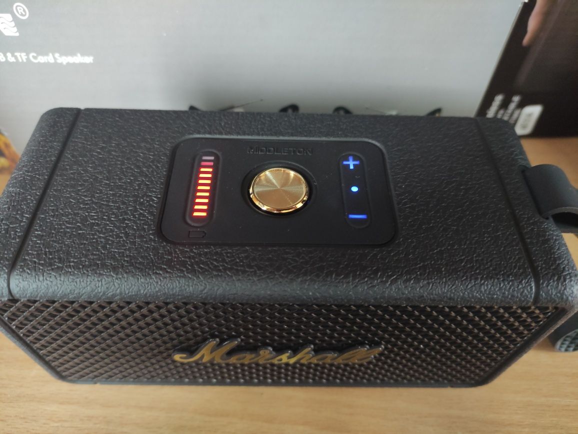 Бездротова  Bluetooth колонка Marshall Middleton. Колонка маршал