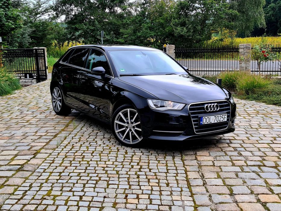 Audi A3 Sportback 1WŁ Sportback Brązowe Skóry 18Cali Elektryka Navi Czujniki ŚLICZNA!TOP