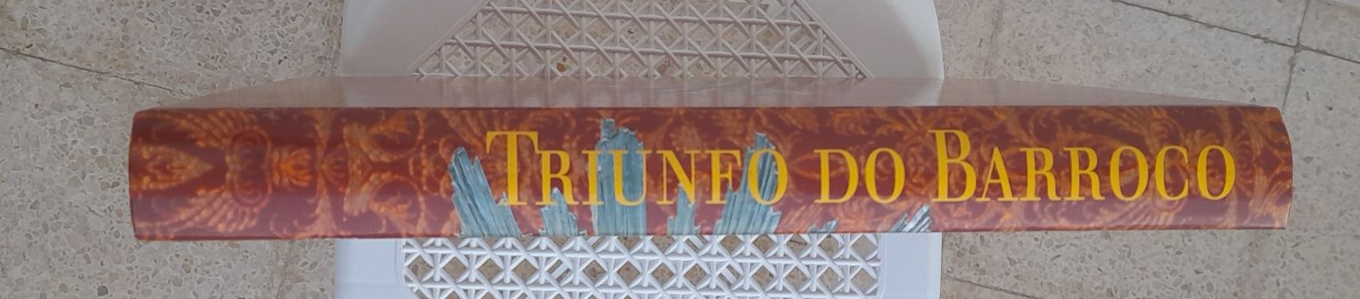 Livro Triunfo do Barroco
