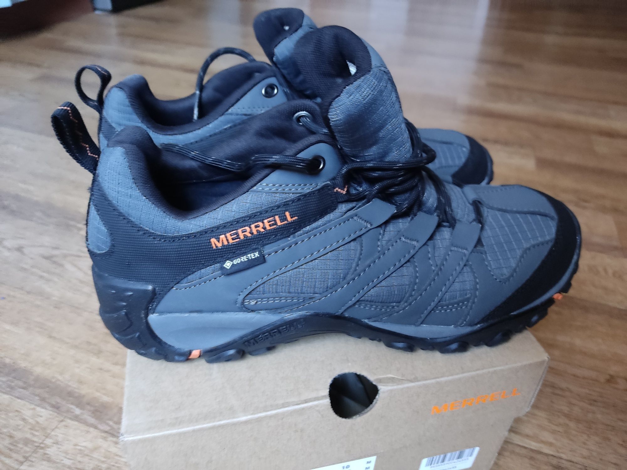 Чоловічі кросівки MERRELL