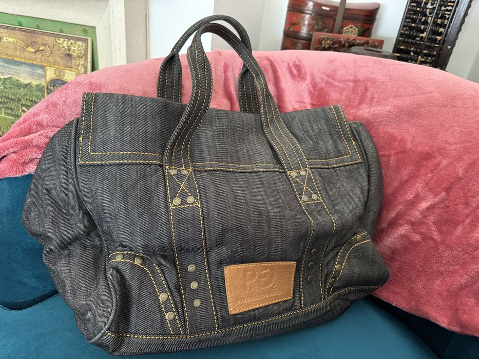 Mala Purificacion Garcia em ganga