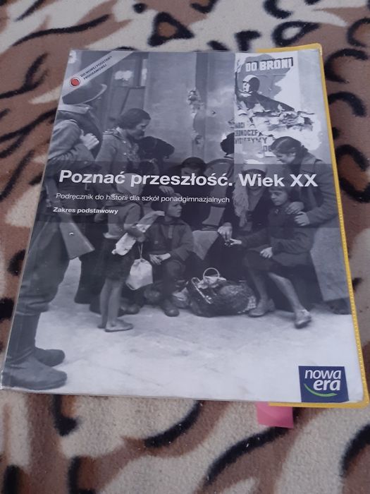 Podręcznik do historii "Poznać przeszłość. Wiek XX" z płytą