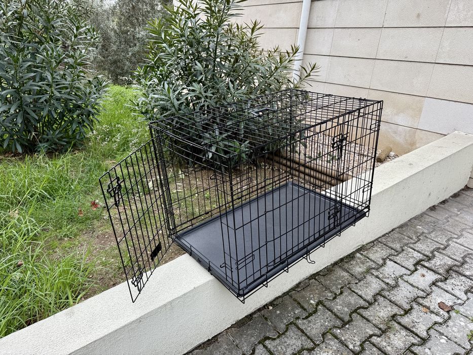 Jaula de metal em excelente estado