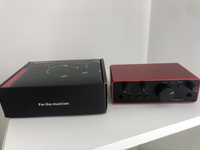 Focusrite Scarlet gen 4 wzmocnienie 79 dB