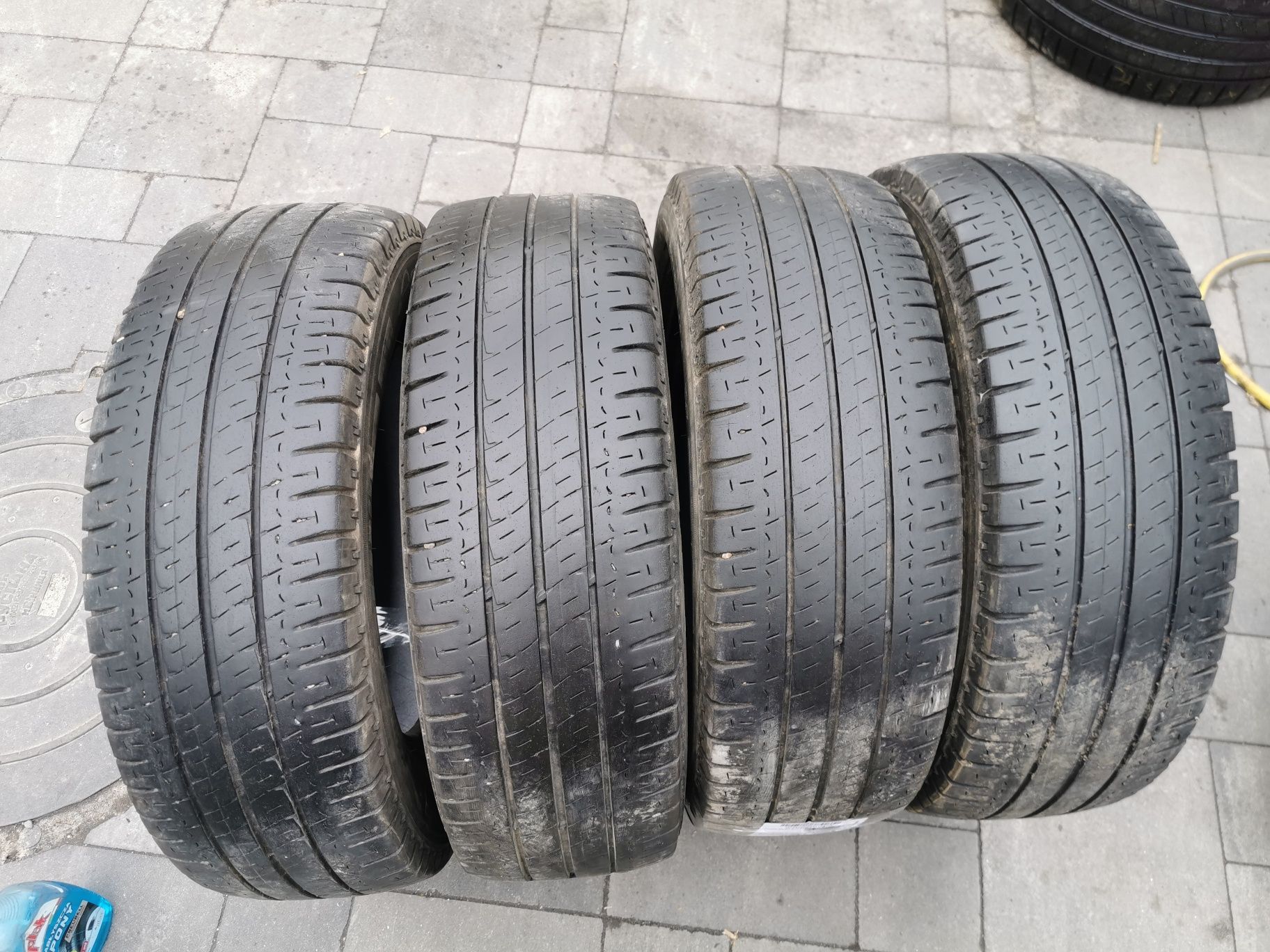 Летняя резина 215/65 R16C Michelin